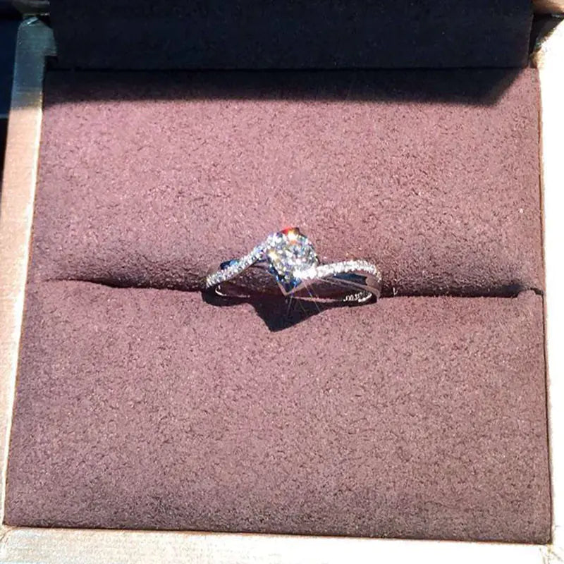 18K Gold Diamond Custom Ring for Women, Angel Kiss